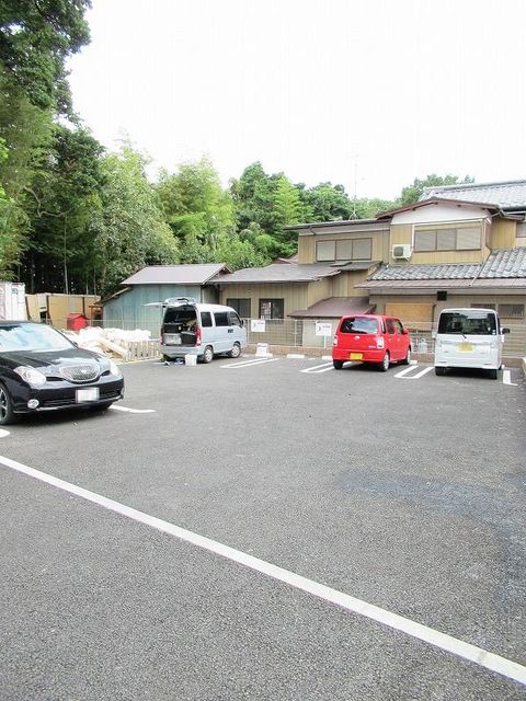 14/20 駐車場