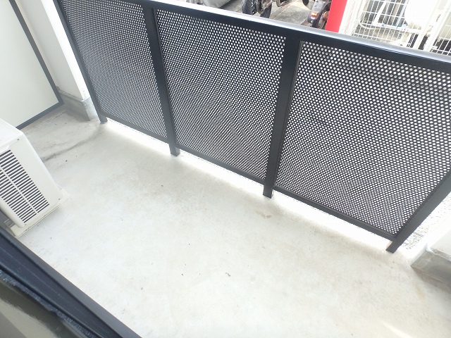 14/23 バルコニー