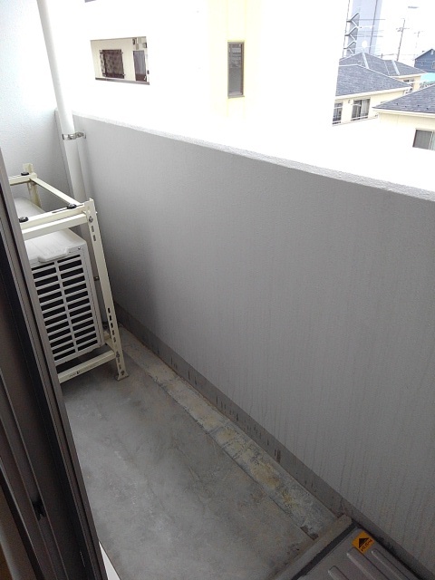 15/27 バルコニー