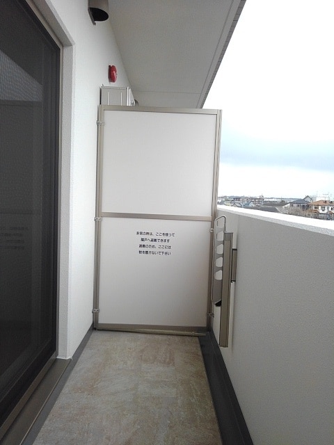 14/23 バルコニー