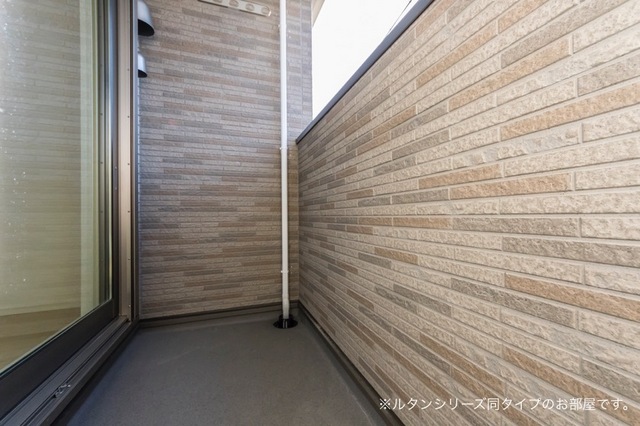 15/23 バルコニー