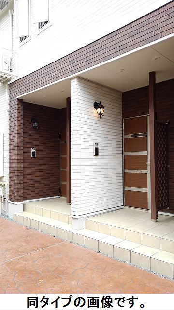 14/22 エントランス