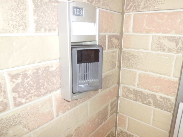 22/29 エントランス