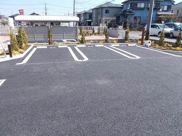 17/25 駐車場