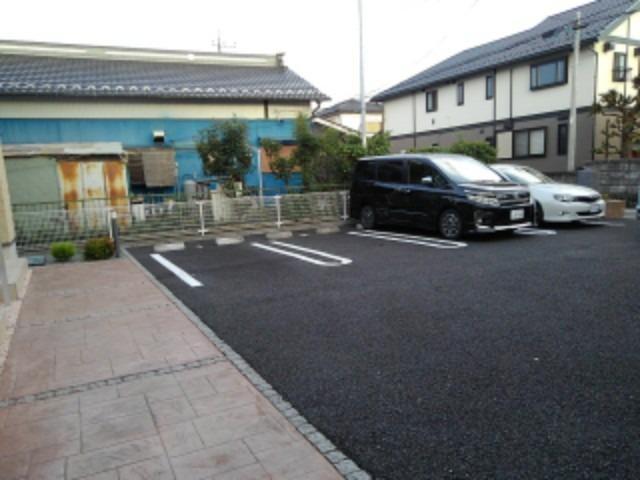 4/10 駐車場