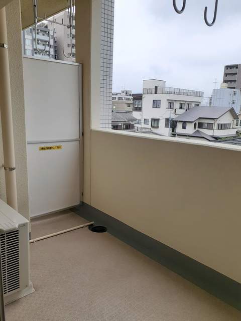 17/30 バルコニー