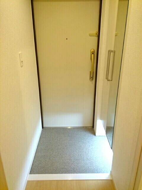 6/24 玄関