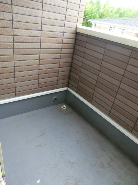 18/28 バルコニー