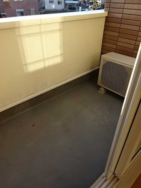 16/28 バルコニー