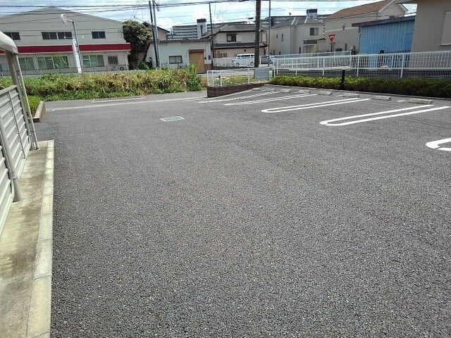 14/20 駐車場