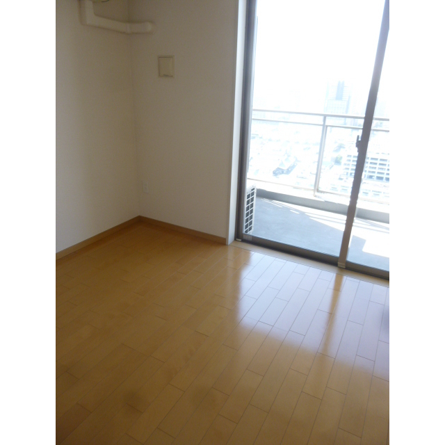 2/4 エントランス