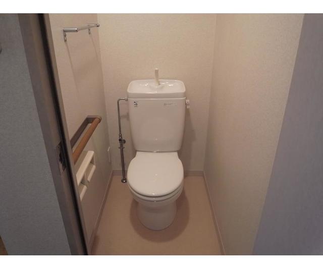 23/29 トイレ