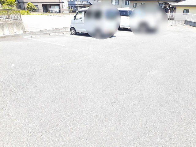 14/20 駐車場