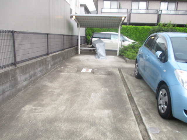 3/10 駐車場
