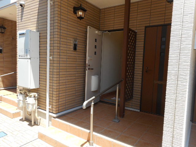 14/22 エントランス