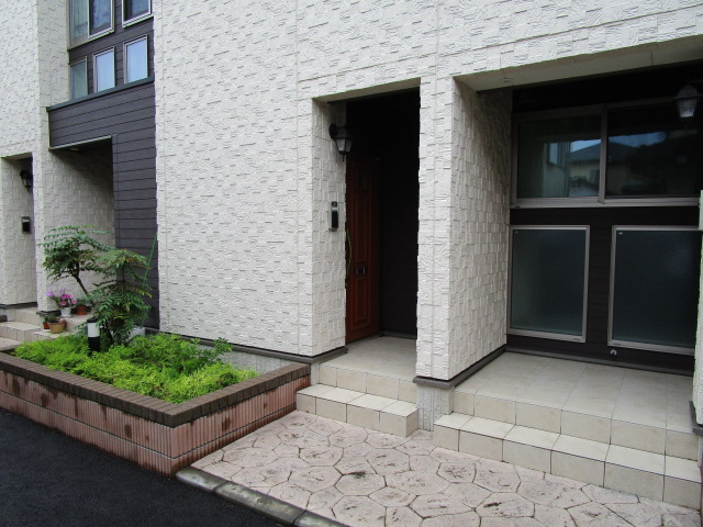 2/8 エントランス