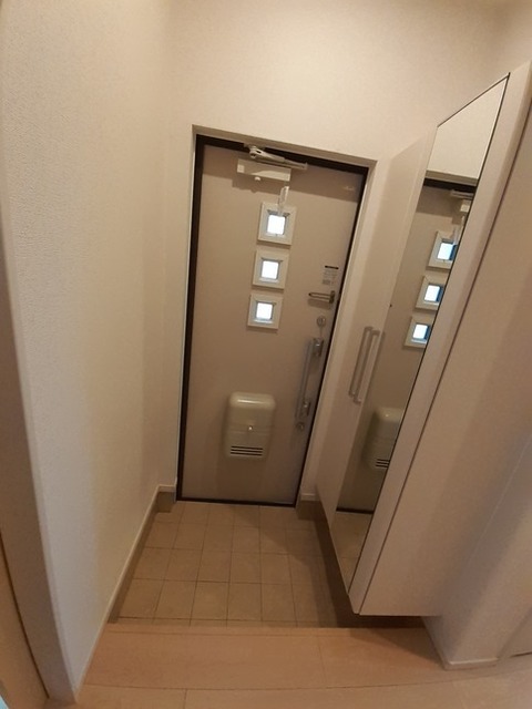6/20 玄関