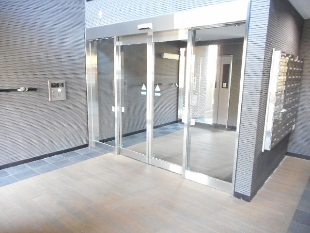 2/10 エントランス