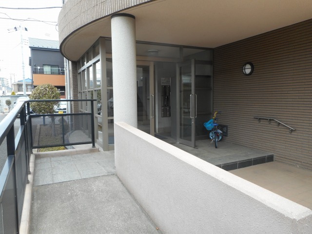 14/20 エントランス