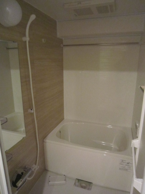 11/15 浴室