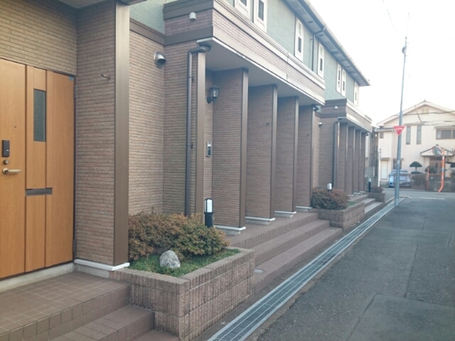 2/8 エントランス