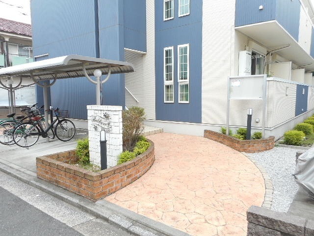 14/20 エントランス