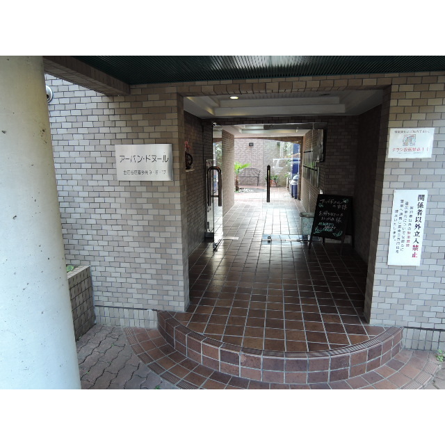 15/25 エントランス