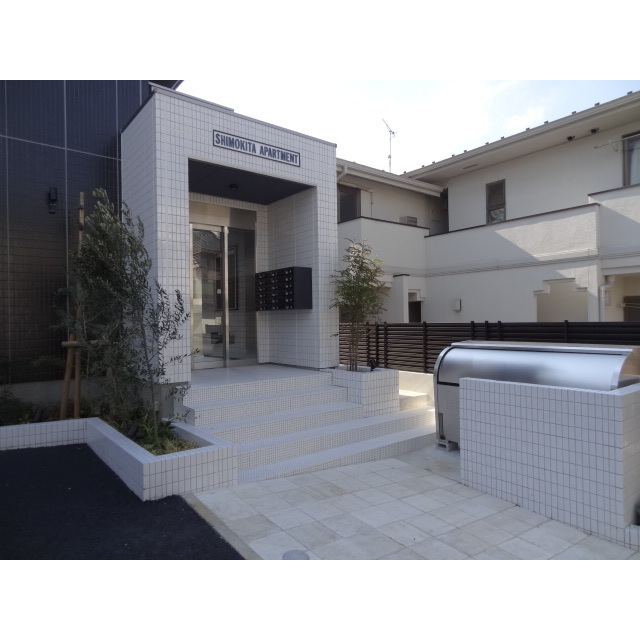 2/5 エントランス