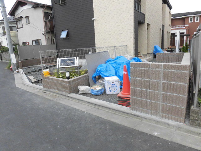 22/30 エントランス