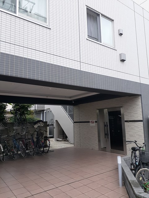 2/8 エントランス