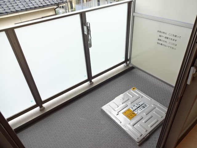 21/24 バルコニー