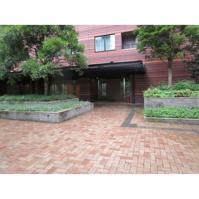 15/22 エントランス