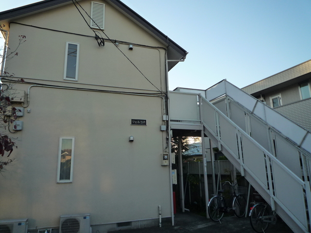 13/21 エントランス