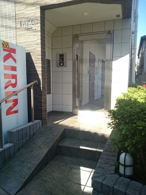 14/20 エントランス