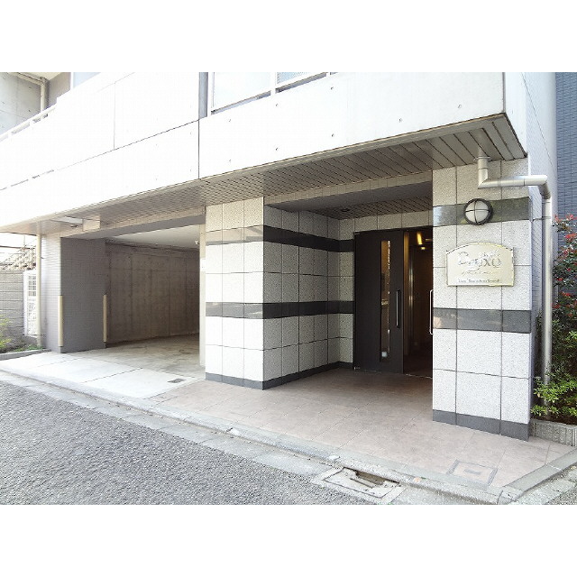 2/5 エントランス