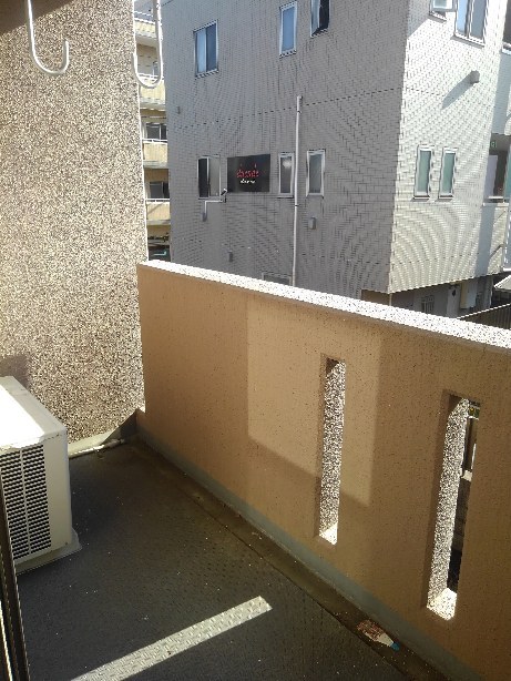 16/29 バルコニー