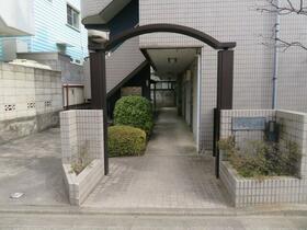 14/19 エントランス