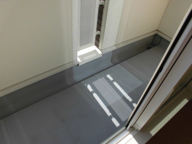 13/23 バルコニー