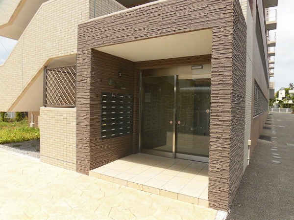 2/11 エントランス