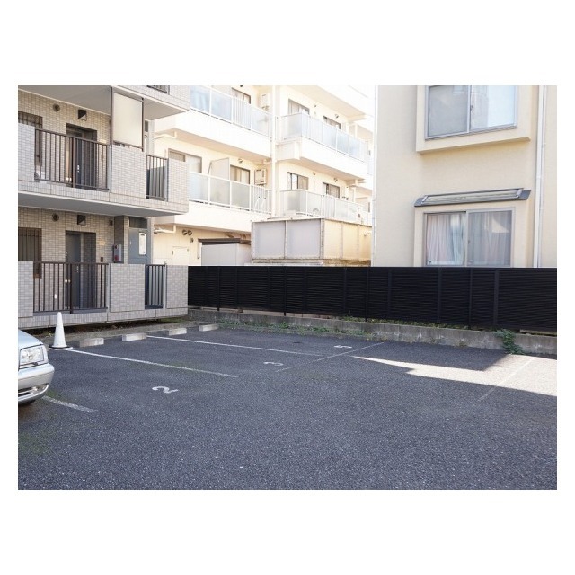 21/30 駐車場