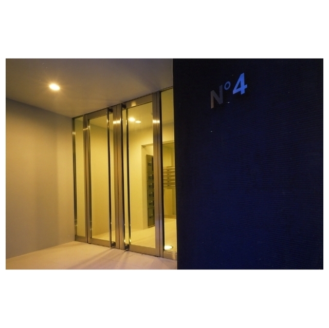 3/4 エントランス