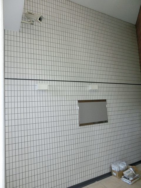 18/28 エントランス