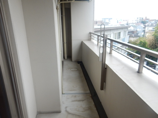 13/27 バルコニー
