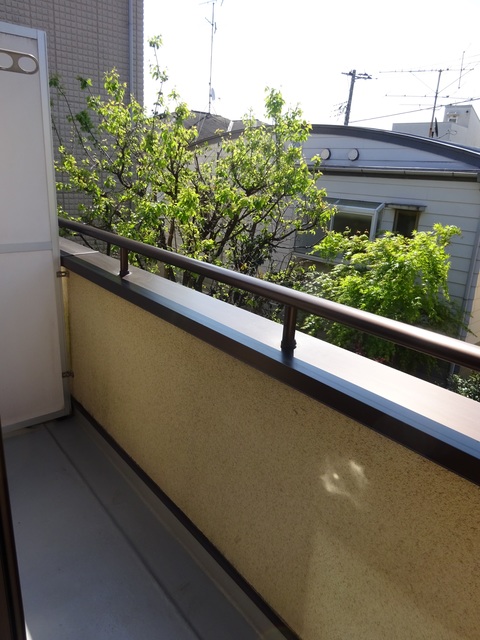 27/30 バルコニー