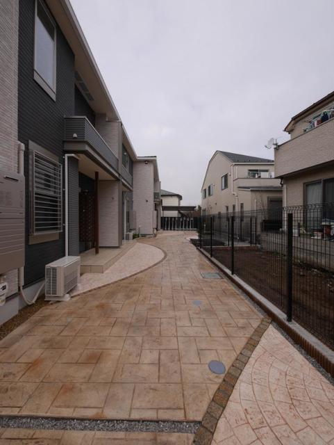 14/23 エントランス