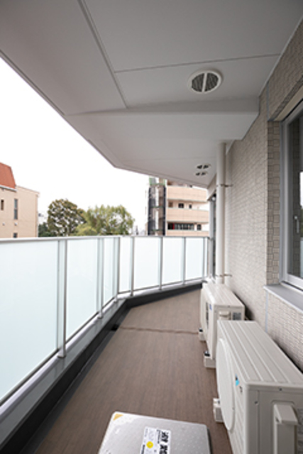 15/20 バルコニー