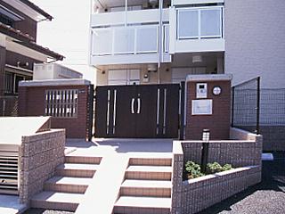 2/5 エントランス