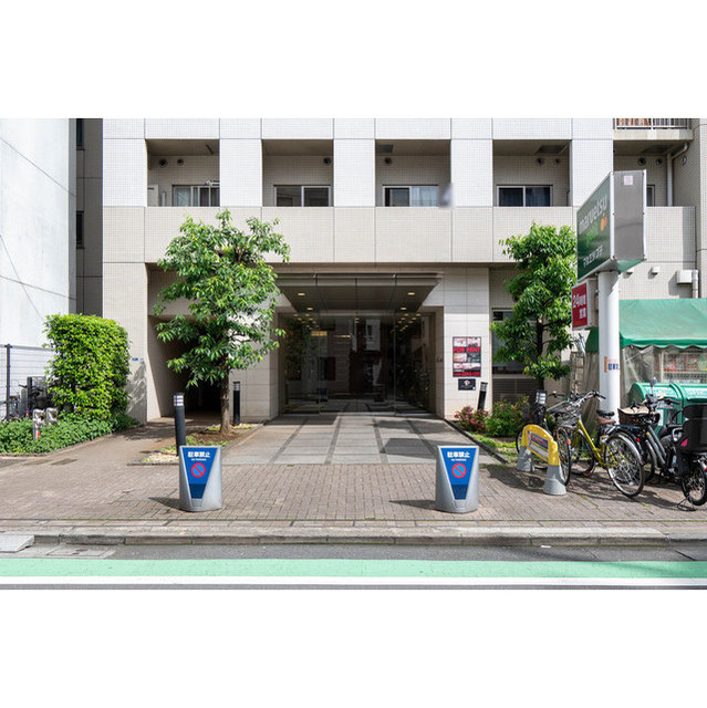 3/7 エントランス