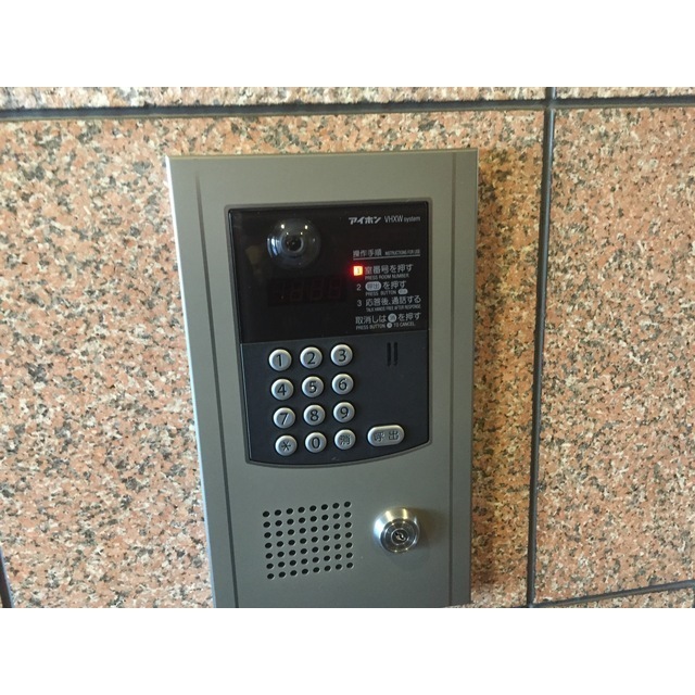 8/11 エントランス