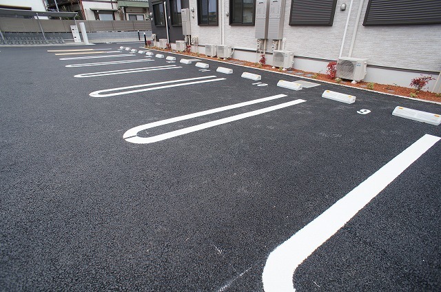 14/20 駐車場